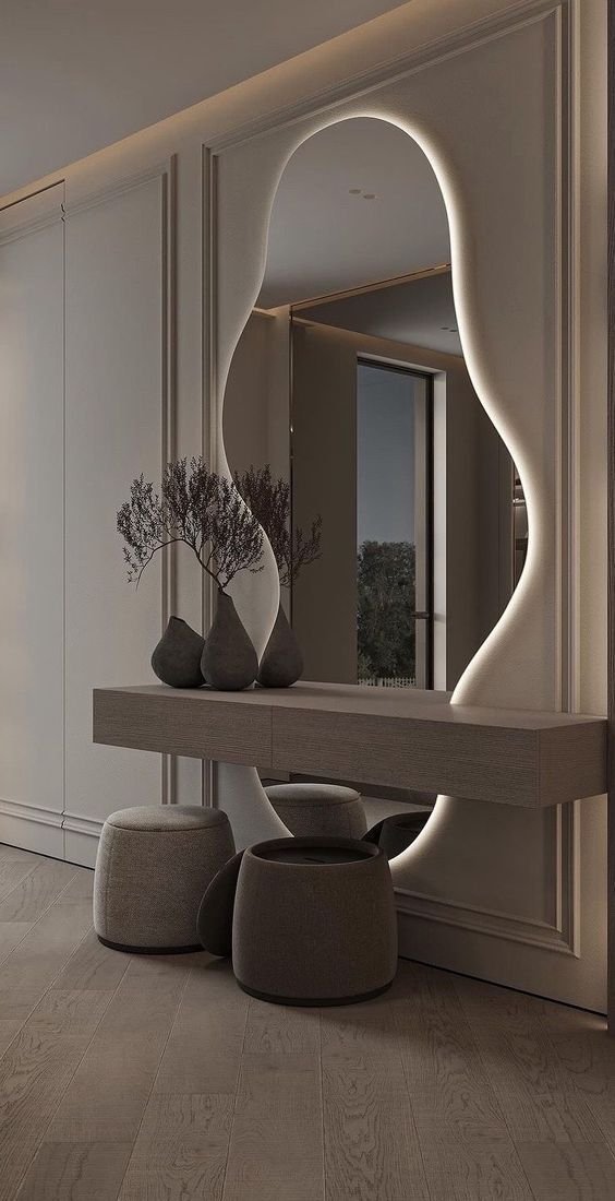 specchio di design organico retroilluminato a led